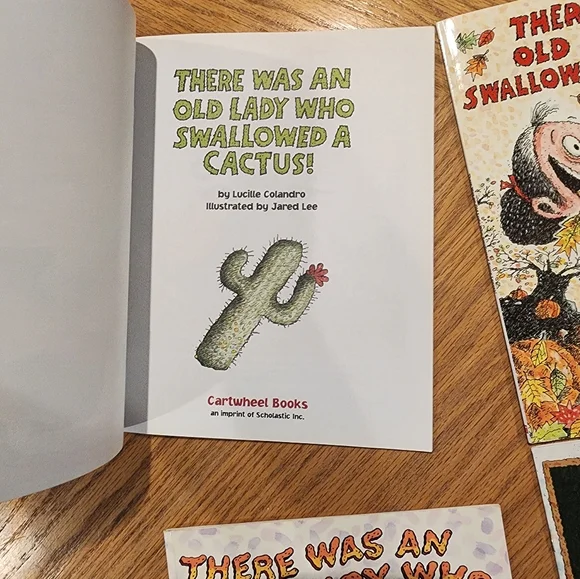 "There Was An Old Lady " Book Bundle - Picture 5 of 16